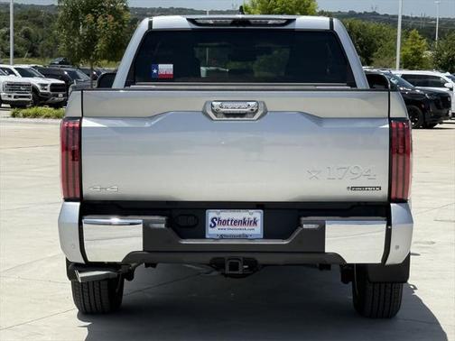 2025 Toyota Tundra Hybrid 1794 Edition