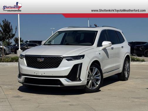 Crystal White Tricoat 2020 Cadillac XT6 Premium Luxury FWD