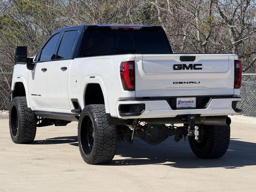2024 GMC Sierra 2500 Denali Ultimate
