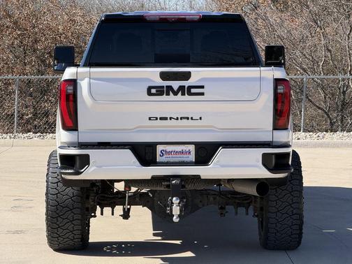 2024 GMC Sierra 2500 Denali Ultimate