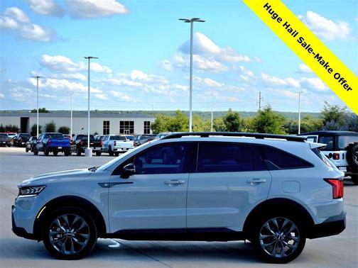 2022 Kia Sorento SX