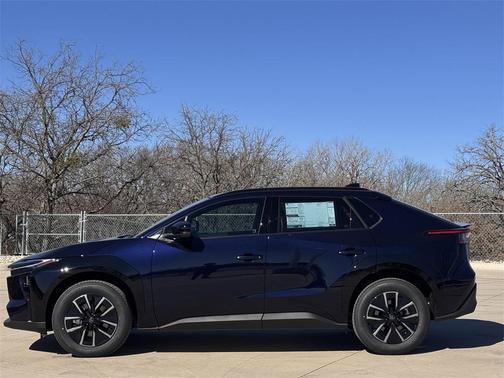 2026 Toyota bZ XLE Plus