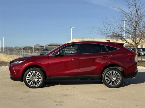 2024 Toyota Venza XLE