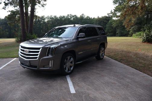 2018 Cadillac Escalade Luxury