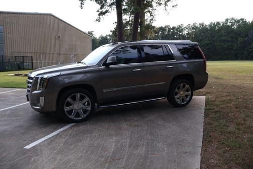 2018 Cadillac Escalade Luxury