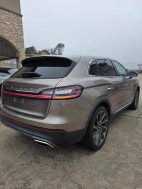 2019 Lincoln Nautilus Reserve