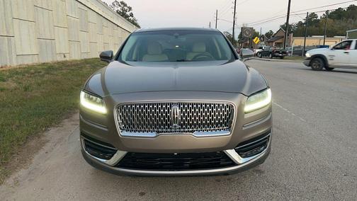 2019 Lincoln Nautilus Reserve