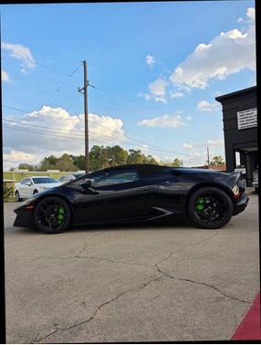 2017 Lamborghini Huracan LP 580-2 Spyder Convertible 2D
