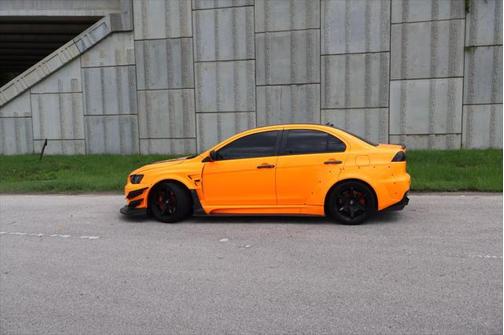 2010 Mitsubishi Lancer Evolution SE
