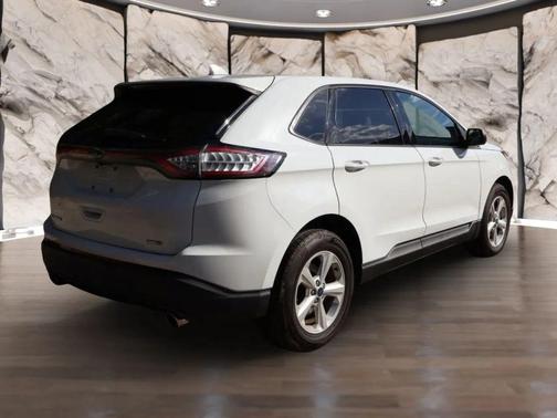 2017 Ford Edge SE