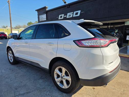 2017 Ford Edge SE