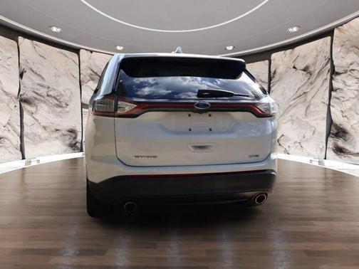 2017 Ford Edge SE