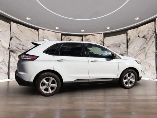 2017 Ford Edge SE