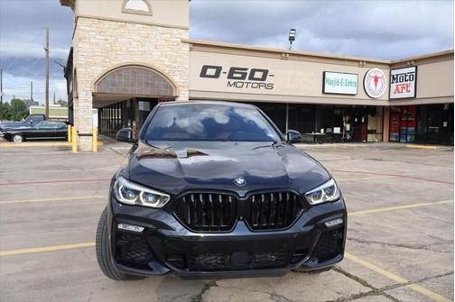 2021 BMW X6 M50i