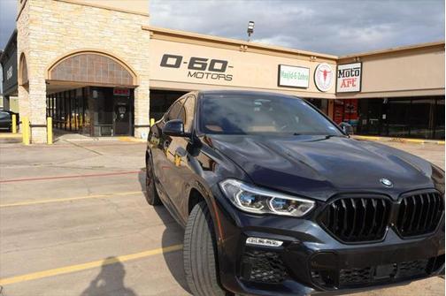 2021 BMW X6 M50i