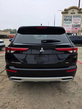 2022 Mitsubishi Outlander SEL Special Edition 2WD