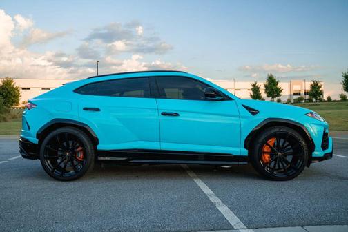 2022 Lamborghini Urus Sport Utility 4D