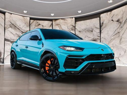 2022 Lamborghini Urus Sport Utility 4D