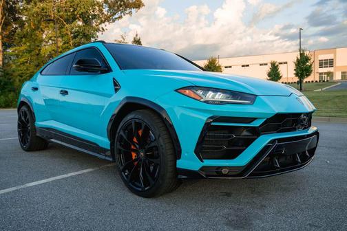 2022 Lamborghini Urus Sport Utility 4D