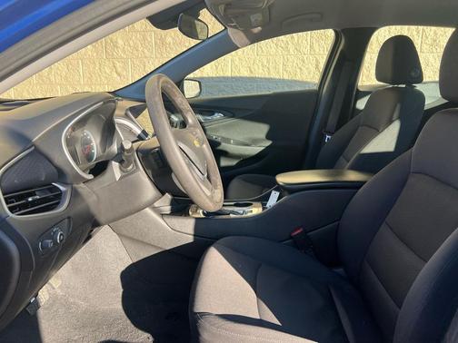 2023 Chevrolet Malibu 1LS