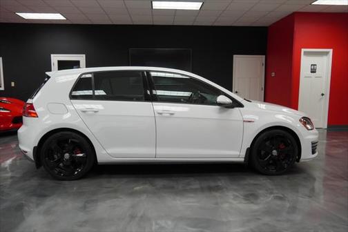 2015 Volkswagen Golf GTI 2.0T SE 4-Door