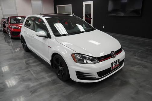 2015 Volkswagen Golf GTI 2.0T SE 4-Door