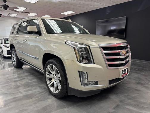 2017 Cadillac Escalade Premium Luxury
