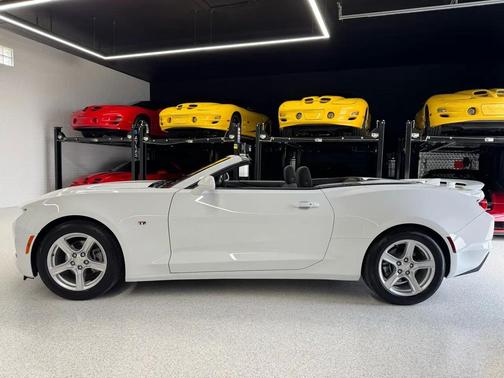 Summit White 2023 Chevrolet Camaro 1LT