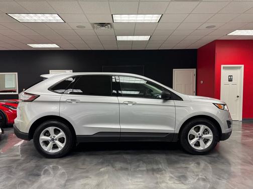 2017 Ford Edge SE