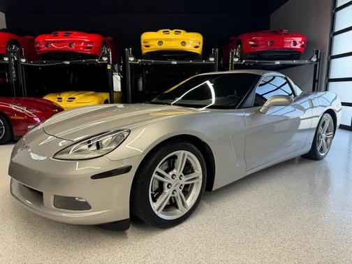 Machine Silver Metallic 2008 Chevrolet Corvette Base