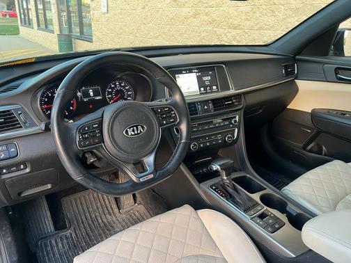 2018 Kia Optima SX Turbo