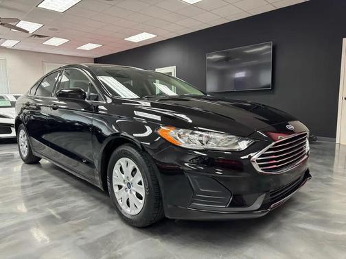 2019 Ford Fusion S