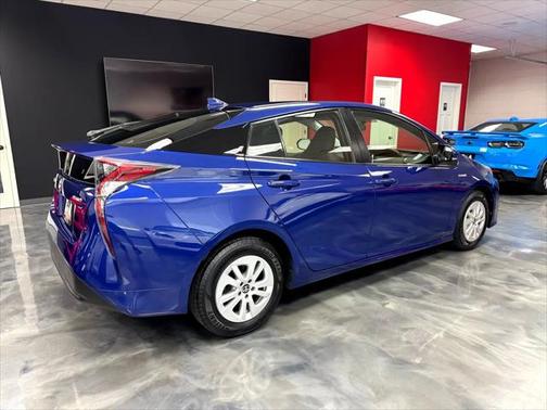 2016 Toyota Prius Two