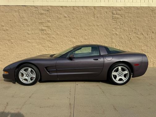 1998 Chevrolet Corvette Base