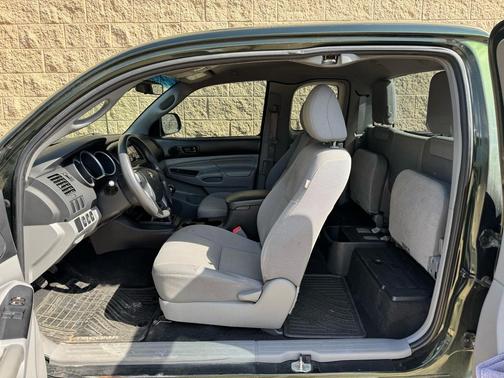 2012 Toyota Tacoma Base