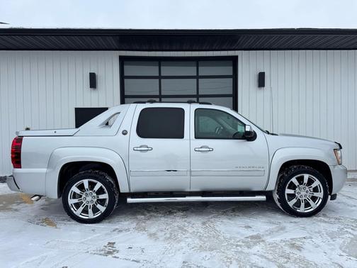 2013 Chevrolet Avalanche LTZ