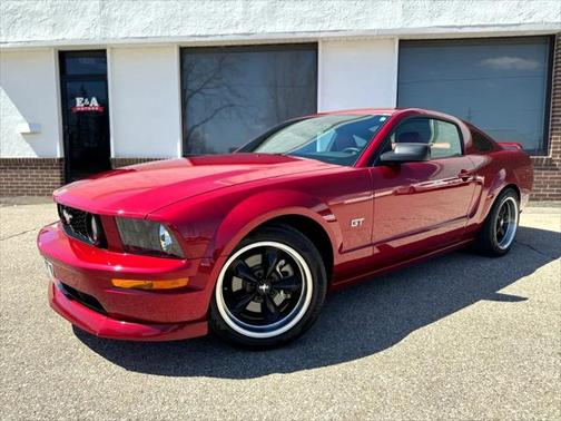 2005 Ford Mustang GT Premium