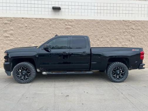2017 Chevrolet Silverado 1500 2LT