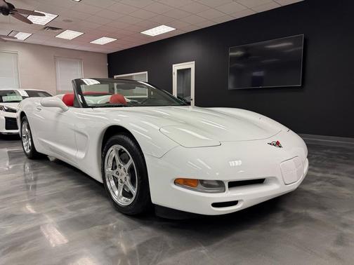 2000 Chevrolet Corvette Base