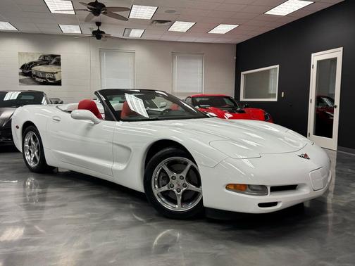 2000 Chevrolet Corvette Base
