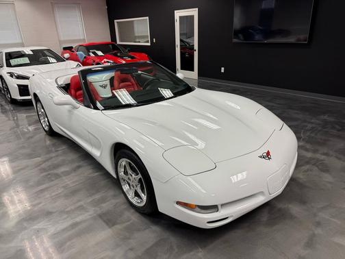 2000 Chevrolet Corvette Base