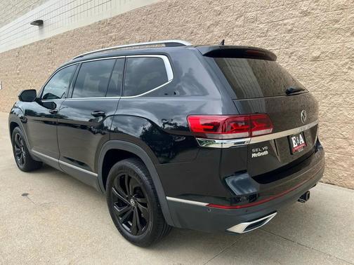 Deep Black Pearl 2021 Volkswagen Atlas V6 SEL Premium 4MOTION