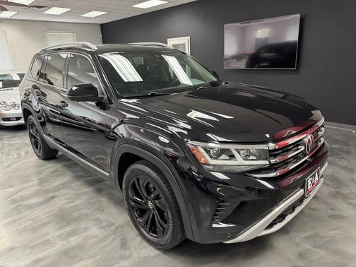Deep Black Pearl 2021 Volkswagen Atlas V6 SEL Premium 4MOTION