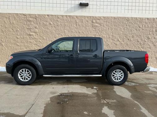 2014 Nissan Frontier 4WD Crew Cab