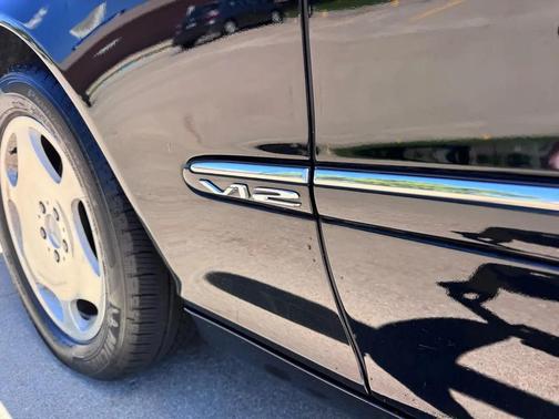 Black 2001 Mercedes-Benz S-Class 4dr Sdn 6.0L