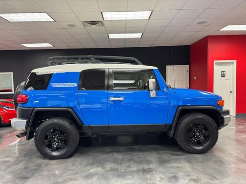 2007 Toyota FJ Cruiser Base