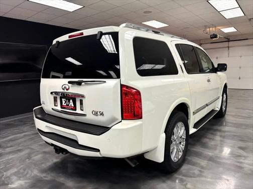 2010 INFINITI QX56 Base