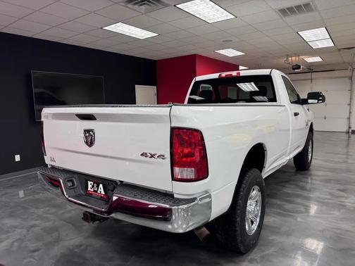 Bright White Clearcoat 2017 RAM 2500 Tradesman Regular Cab 4x4 8' Box