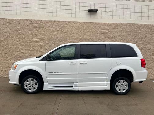 2012 Dodge Grand Caravan SE/AVP