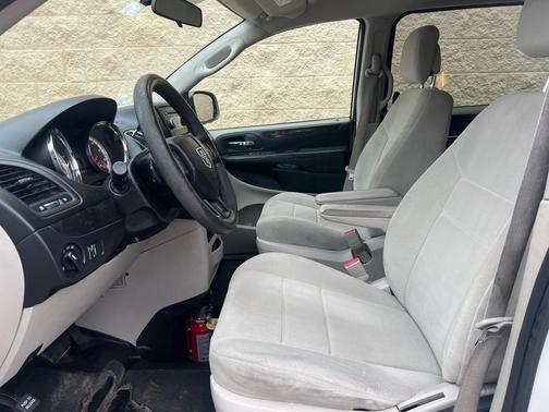 2012 Dodge Grand Caravan SE/AVP